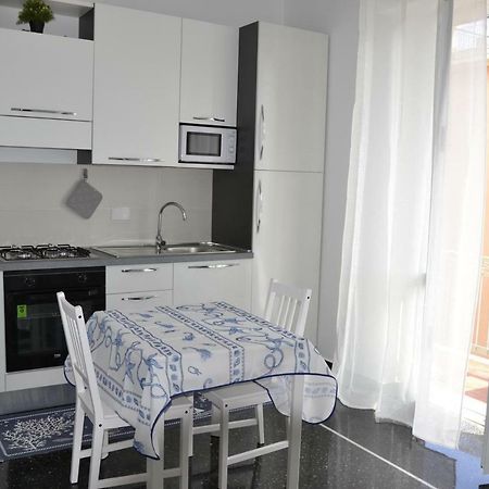 Il Nido Di Quarto Con Park Auto Macchine Piccole Segmento B Genua Zewnętrze zdjęcie