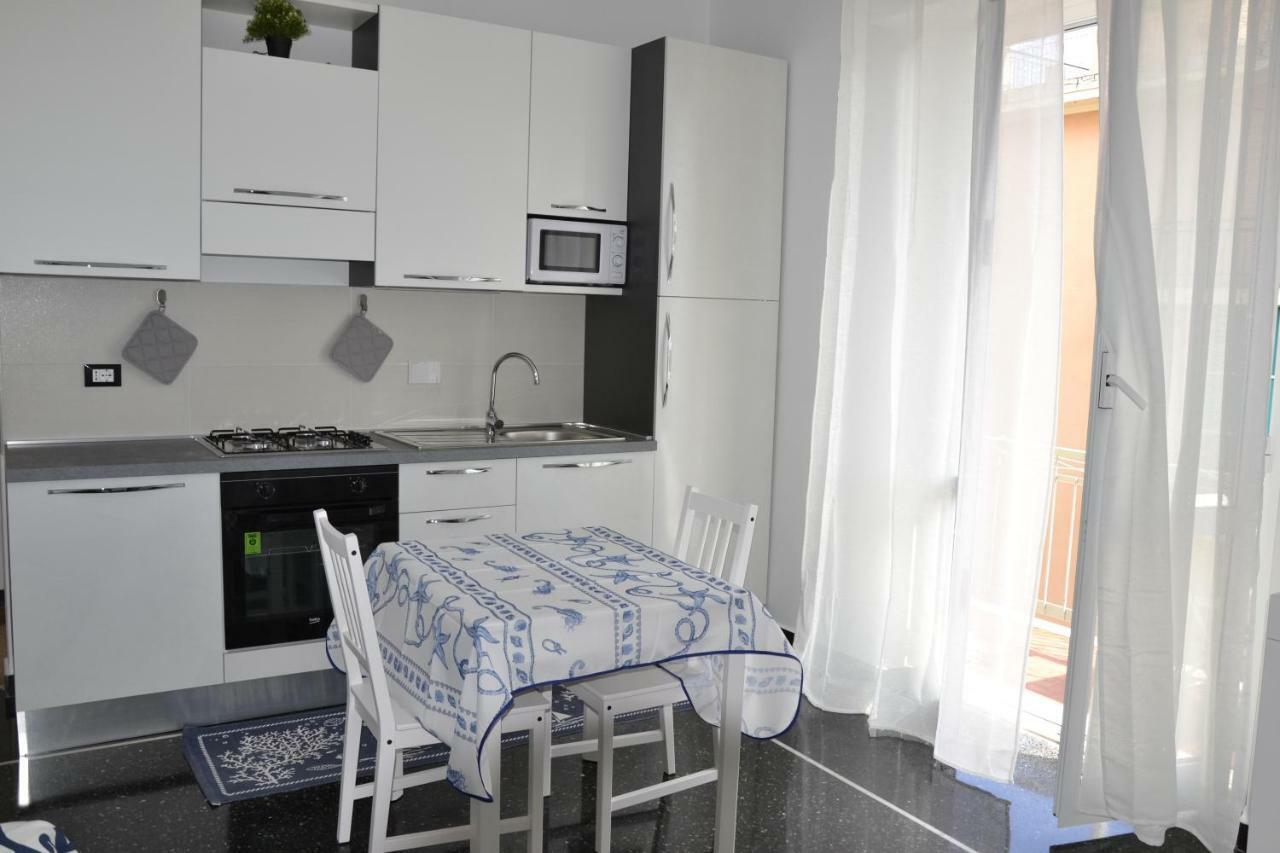 Il Nido Di Quarto Con Park Auto Macchine Piccole Segmento B Genua Zewnętrze zdjęcie