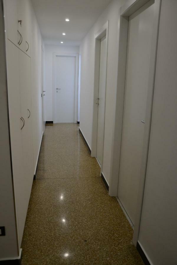 Il Nido Di Quarto Con Park Auto Macchine Piccole Segmento B Genua Zewnętrze zdjęcie